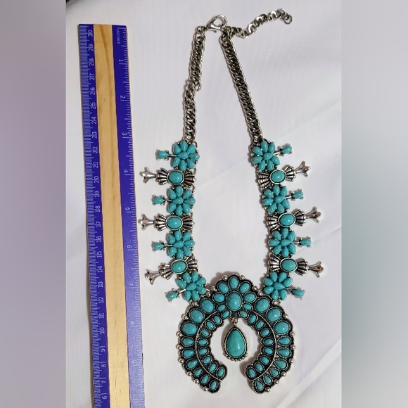 𝑻𝒖𝒓𝒒𝒖𝒐𝒊𝒔𝒆 𝑺𝒒𝒖𝒂𝒔𝒉 𝑩𝒍𝒐𝒔𝒔𝒐𝒎 𝑪𝒐𝒏𝒄𝒉𝒐 𝑵𝒆𝒄𝒌𝒍𝒂𝒄𝒆 - Picture 12 of 13